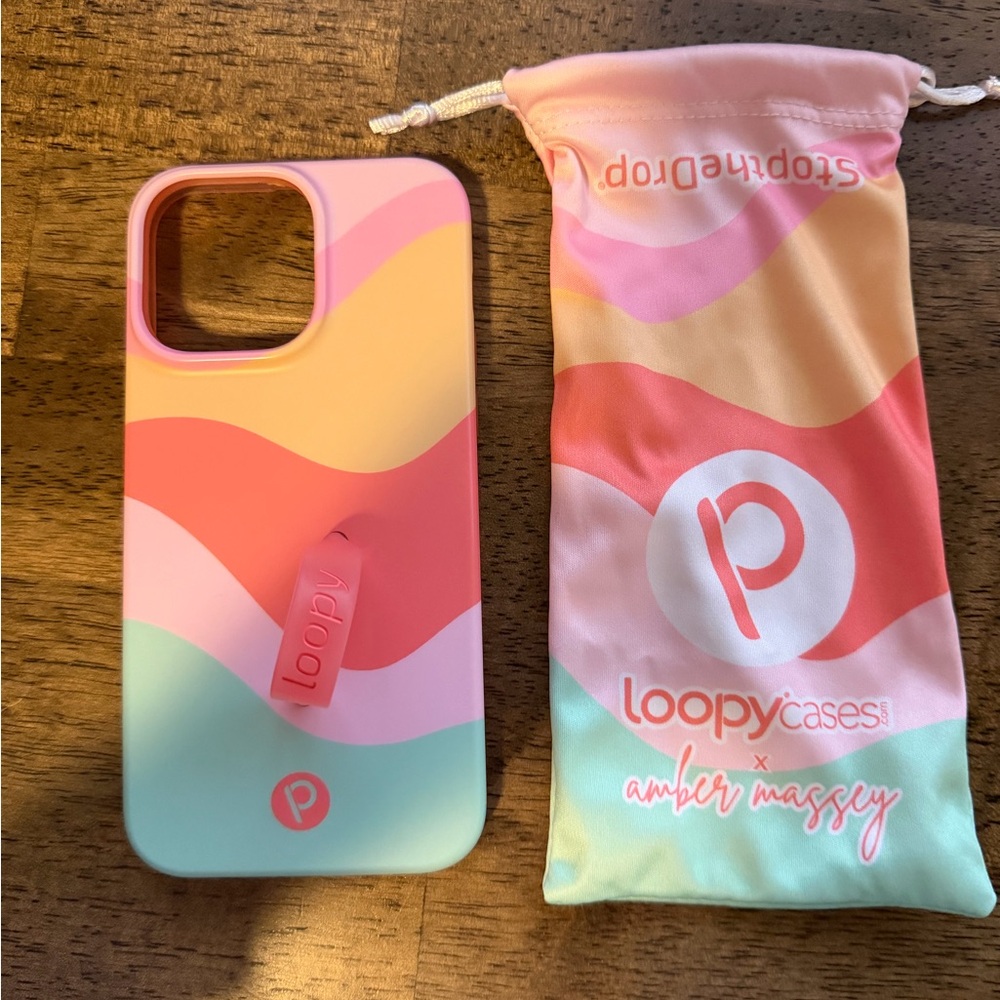 Loopy Case Multicolor Wave Design